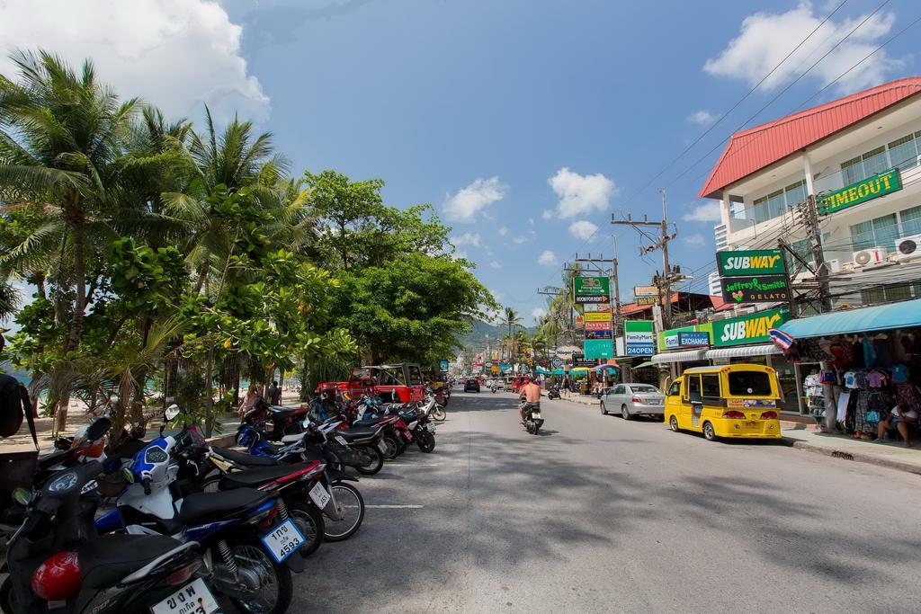 Time Out Hotel Beachfront Patong Exterior foto