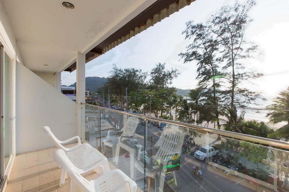 Time Out Hotel Beachfront Patong Exterior foto
